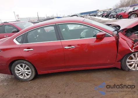 2014 Nissan Altima 2.5 S из США, поврежденный, VIN 1N4AL3AP9EN260261